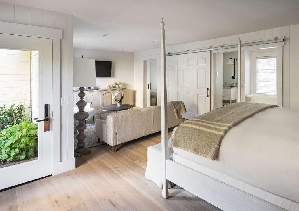 Farmhouse Inn Forestville Kamer foto